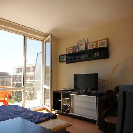 Διαμέρισμα Holiday Fort Club Studio