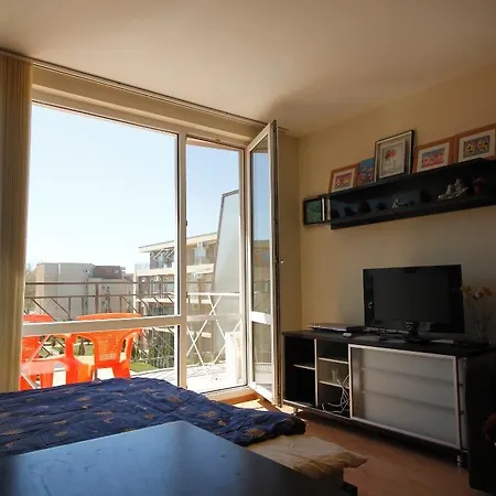 Holiday Fort Club Studio Apartment *